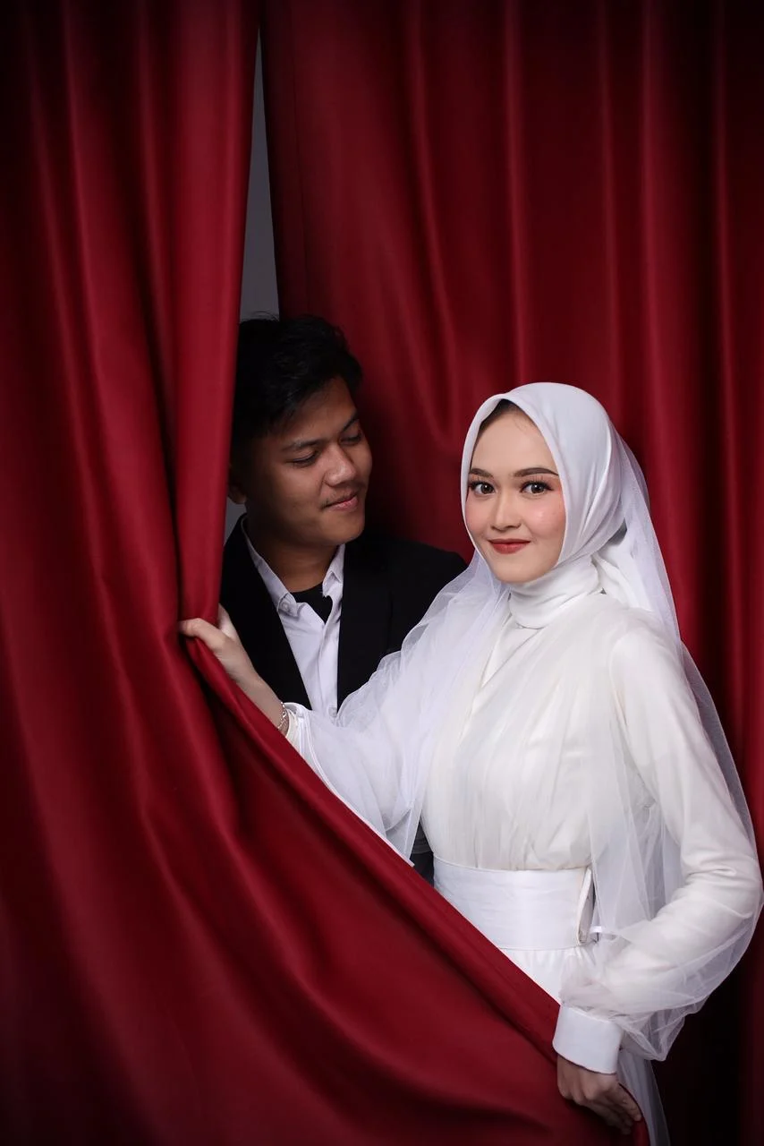 Menjalin Hubungan